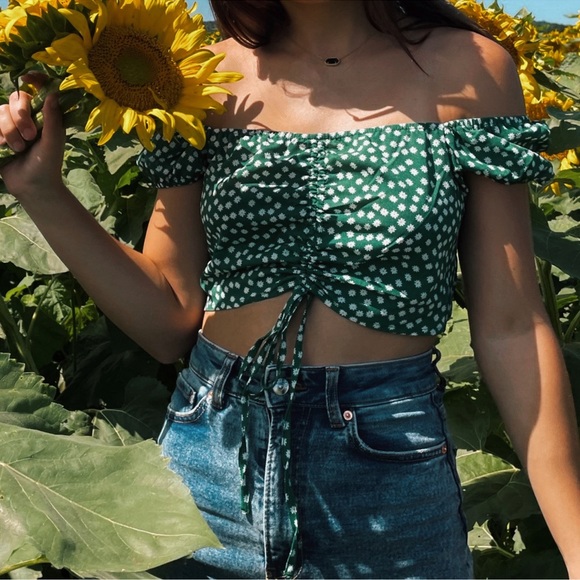 Brandy Melville Tops - Green off the shoulder crop top floral
